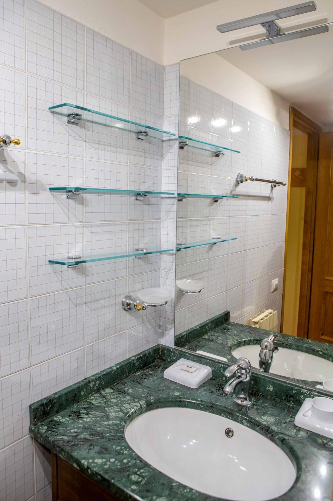 Cervinia Apartment Брей-Червиния Номер фото